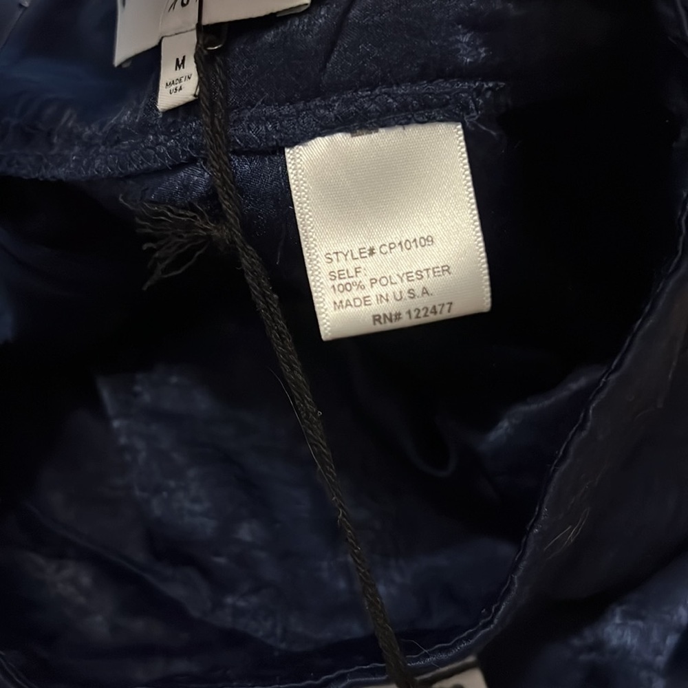 𝅺NWT NSR Karen Culotte Wide Leg Satin Pants Navy Blue Medium - Picture 4 of 4